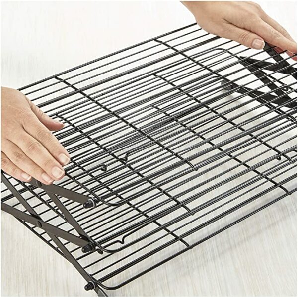 Wilton 3-Tier Collapsible Cooling Rack 2