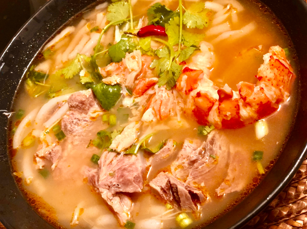 Prawns & Crab Tapioca Noodles Soup - Banh Canh Tom Cua 2