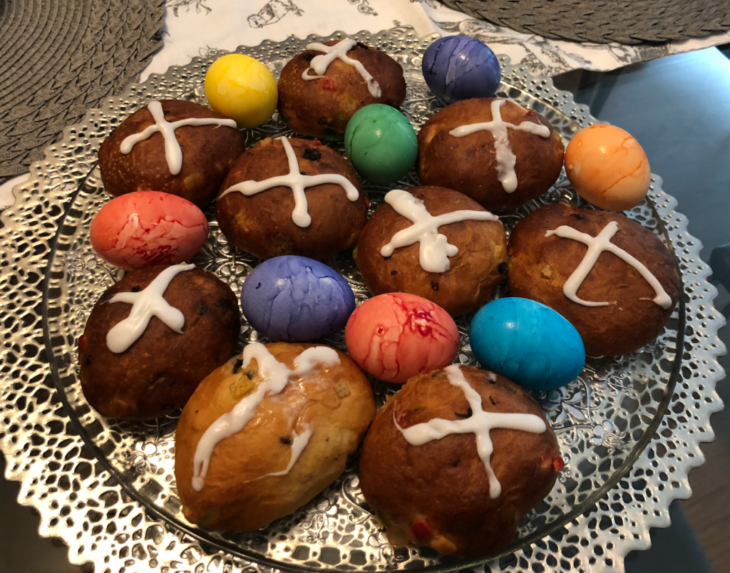 A Festive Easter Menu at home