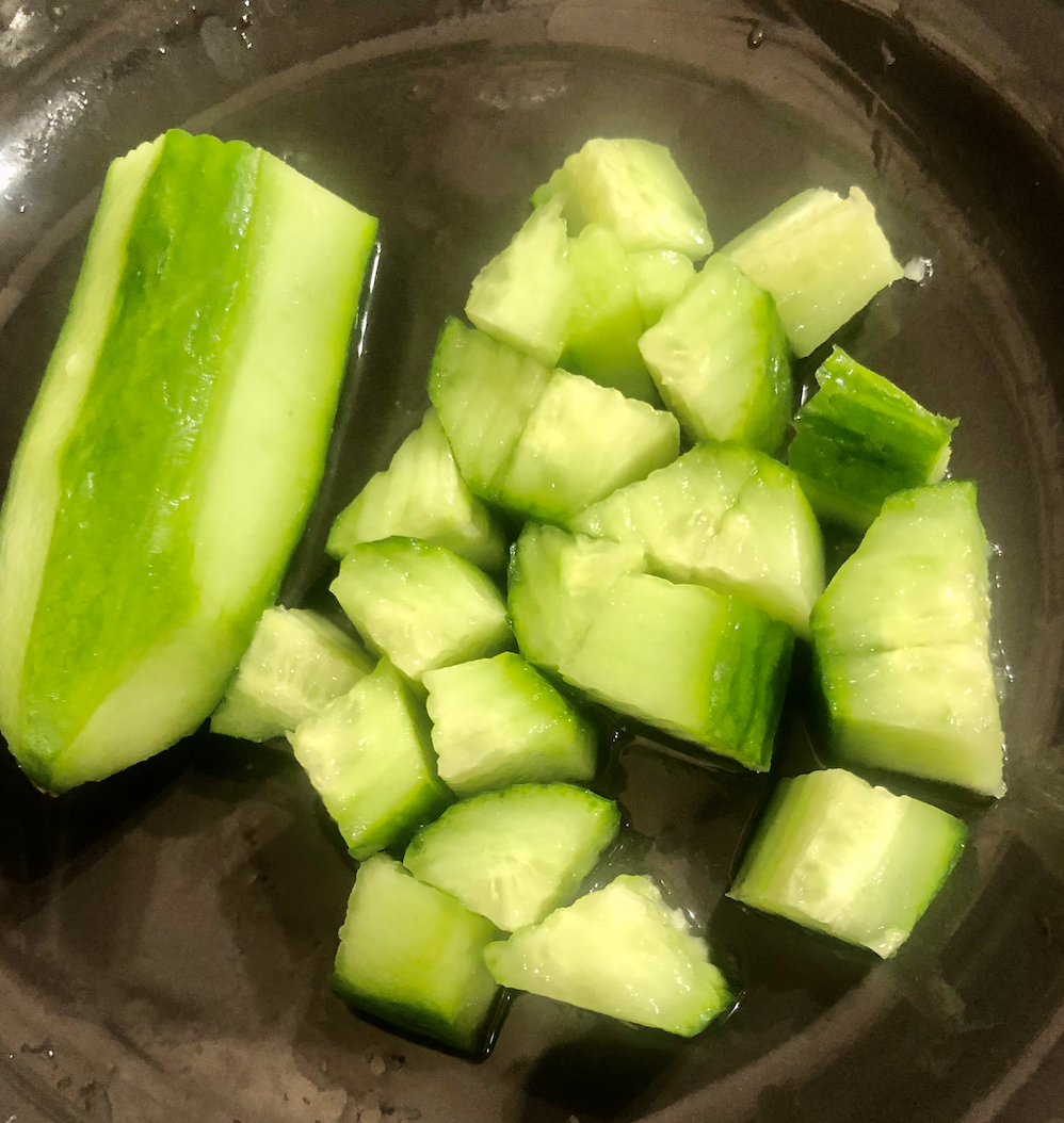 Make your own tasty vegan Poké rice bowl - Taste Topics