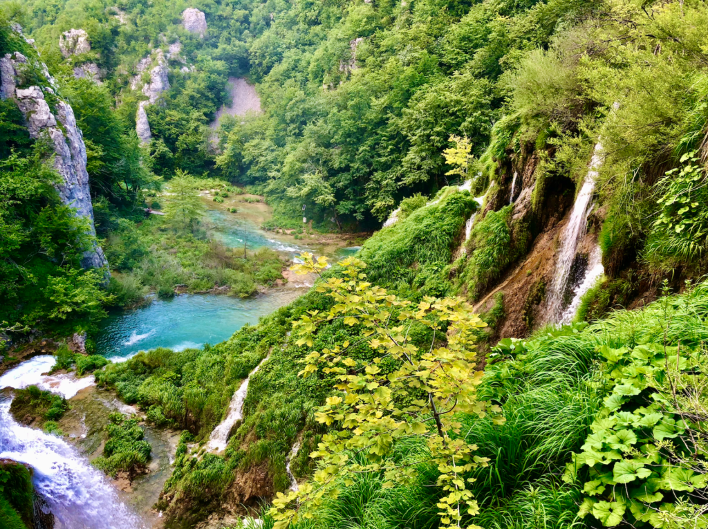 Best way to visit enchanting Plitvice Lakes 10