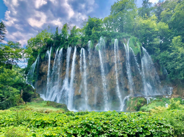 Best way to visit enchanting Plitvice Lakes the most popular attraction ...